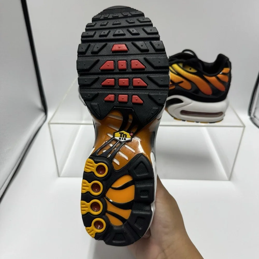 Brand New Nike Air Max Plus GS Sunset CD0609-029 Size 6.5Y Youth / Women's 8